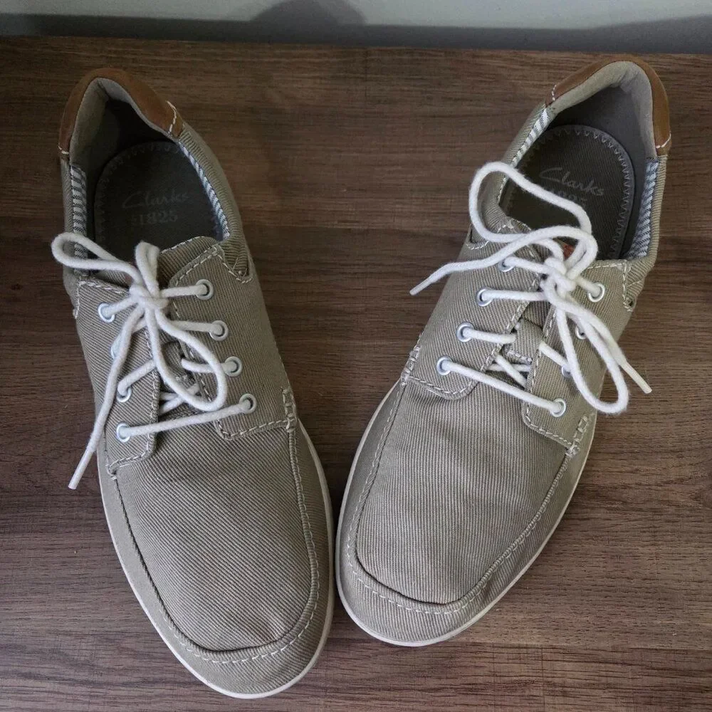 LIKE NEW CLARKS MENS BOAT SHOES CANVAS UPPER LEATHER MIX SIZE 10 MENS